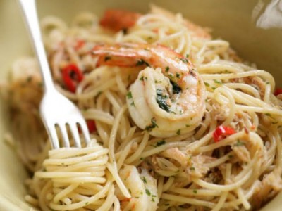 SPAGHETTI VỚI GHẸ VÀ TÔM